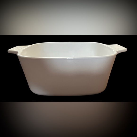 Corningware A-1 1/2-B white bakeware dish 1 1/2 quarts - Picture 1 of 9